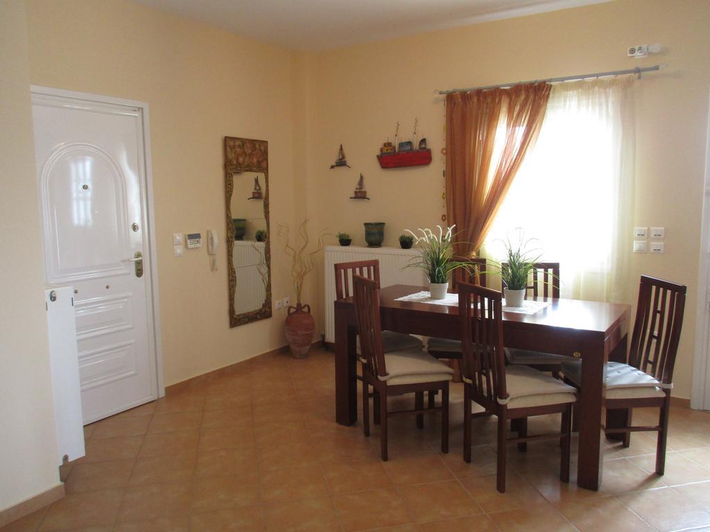 Dimitris Corinthian Villa Vrahati Exterior foto